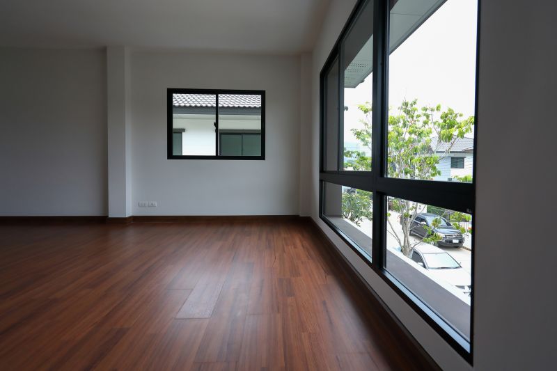 Laminate Floor Replacement in Manor, TX